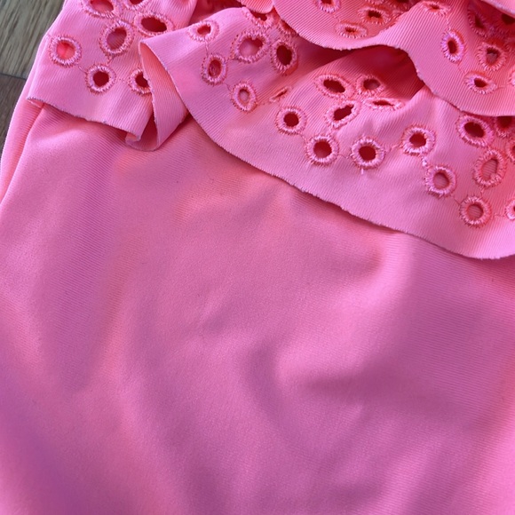 Gap Girls One Piece Coral Ruffle Swimsuit - Picture 3 of 8